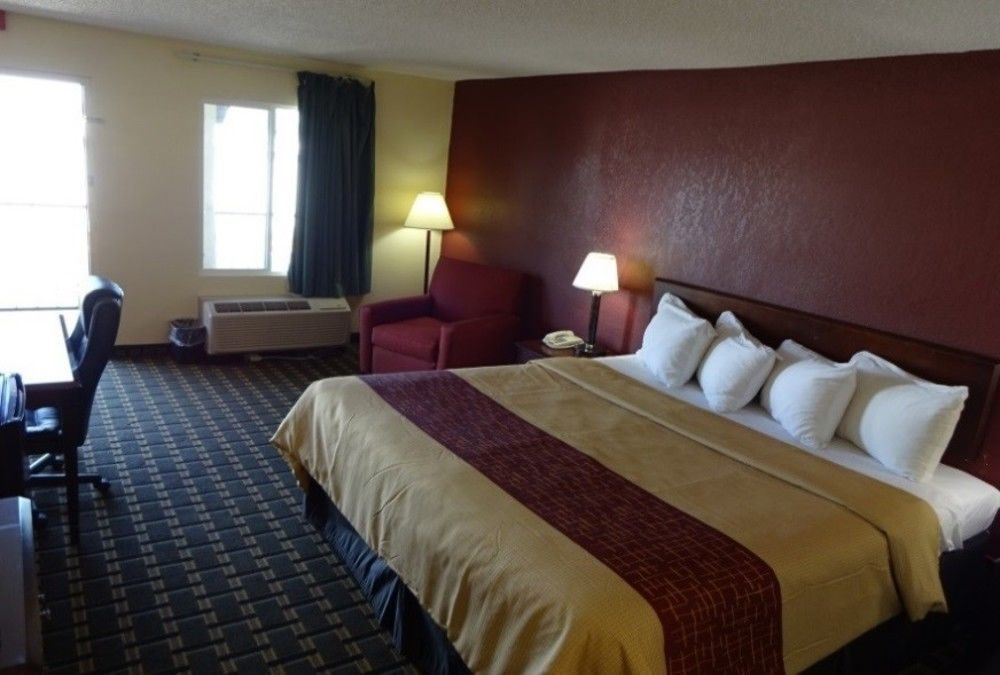 Red Roof Inn & Suites Greenwood, Sc Exterior foto