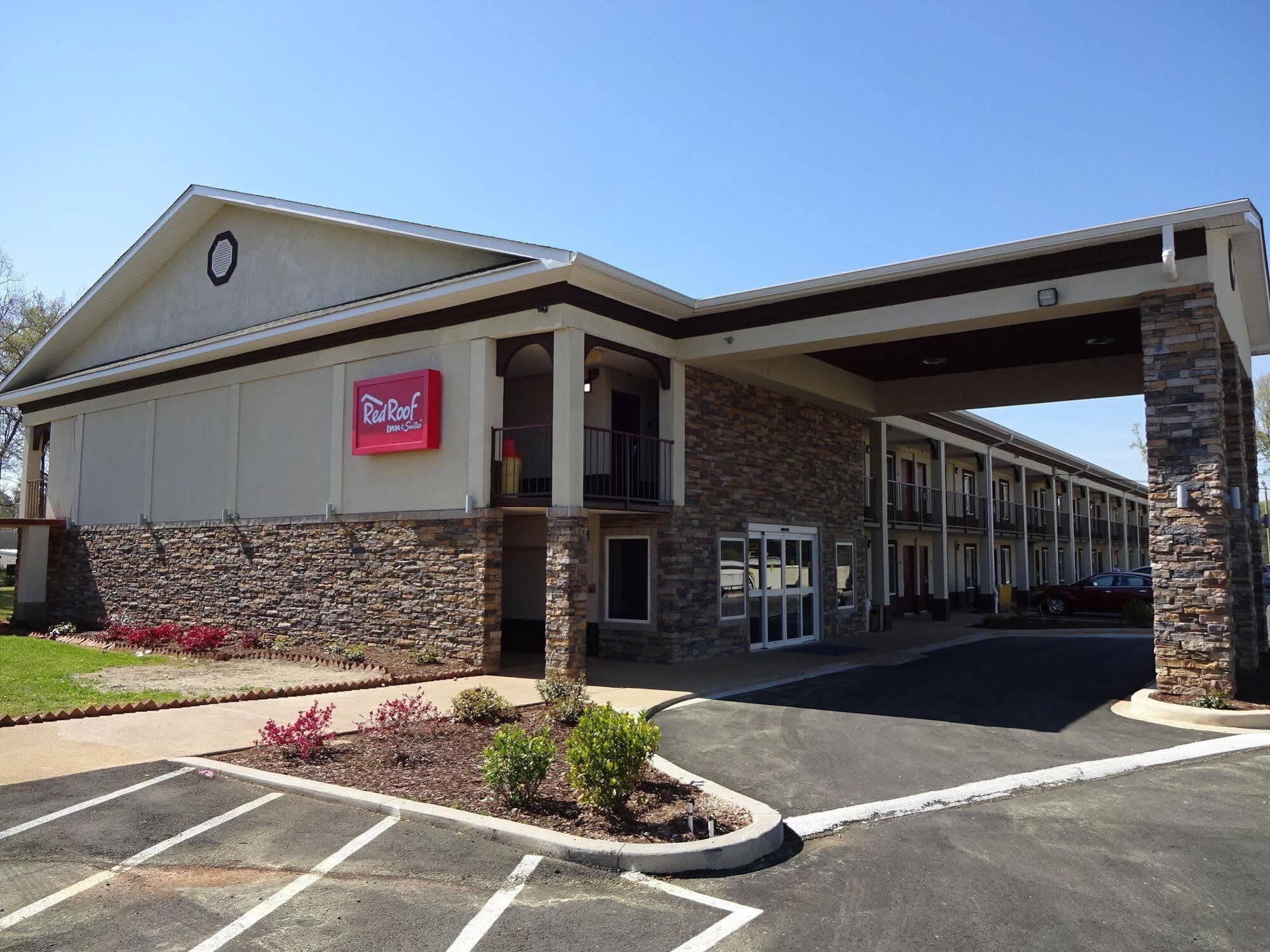 Red Roof Inn & Suites Greenwood, Sc Exterior foto